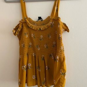AMERICAN EAGLE yellow floral tank top